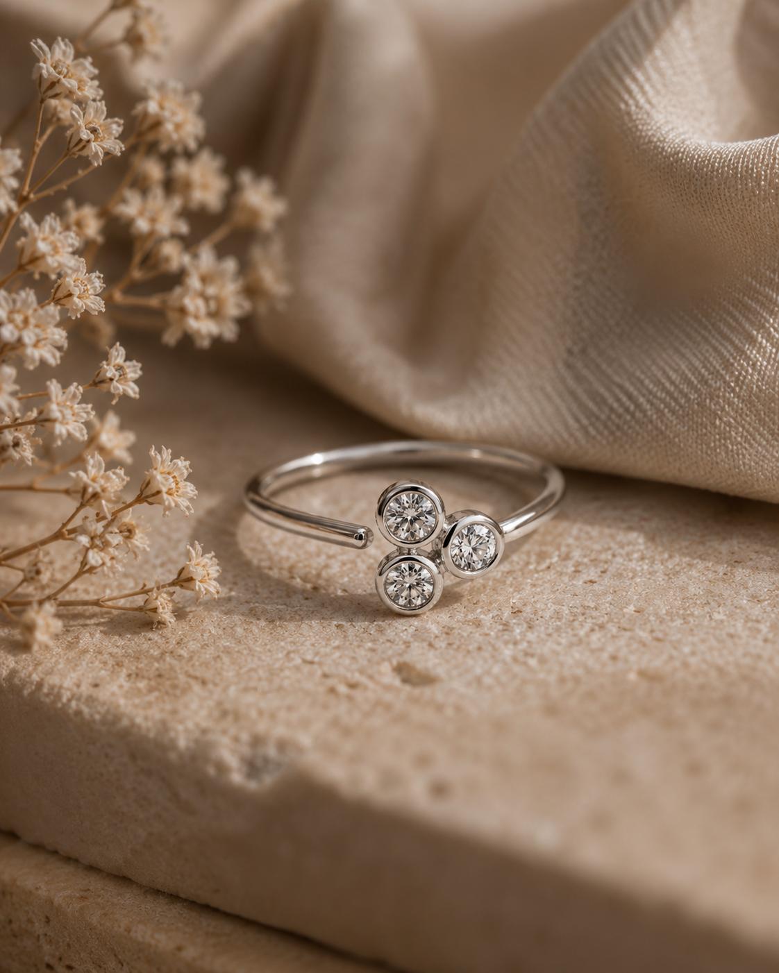 925 Sterling Silver Triple Sparkle Open Nose Pin - Image 3